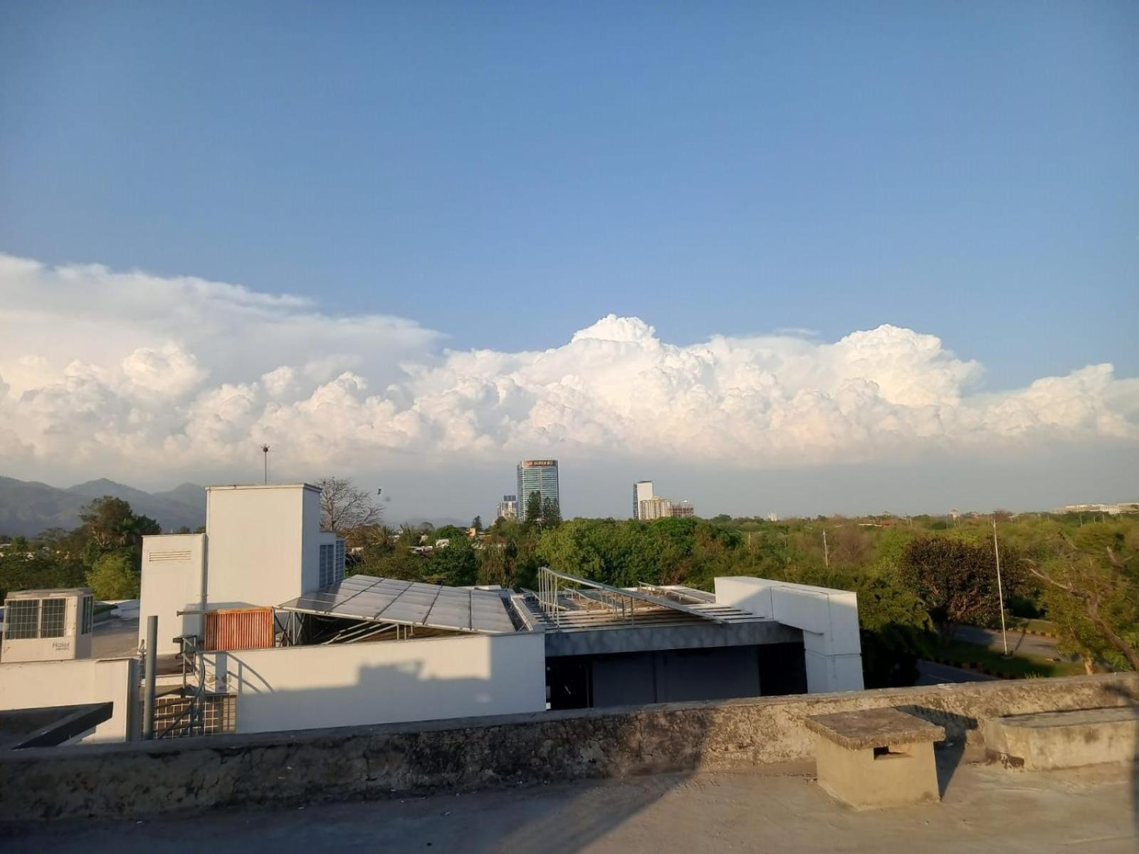 Four Season Boutique Hotel Islamabad Esterno foto