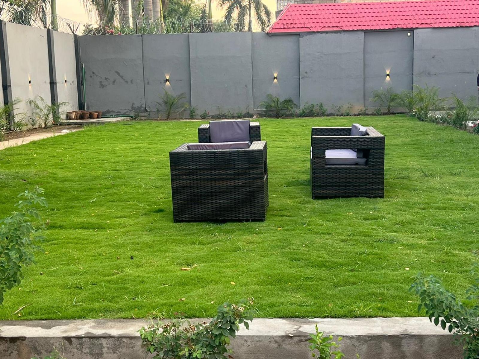 Four Season Boutique Hotel Islamabad Esterno foto